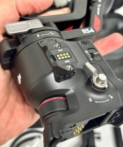DJI RS 4 Combo 3-Axis Gimbal Stabilizer for Mirrorless DSLR Camera Kit - Image 4