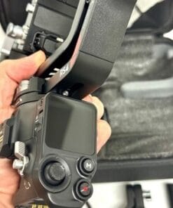 DJI RS 4 Combo 3-Axis Gimbal Stabilizer for Mirrorless DSLR Camera Kit - Image 7