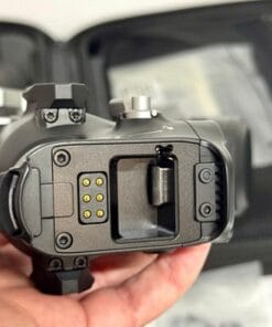 DJI RS 4 Combo 3-Axis Gimbal Stabilizer for Mirrorless DSLR Camera Kit - Image 6