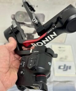DJI Ronin RS4 3-Axis Gimbal Stabilizer for Mirrorless/DSLR - Image 3