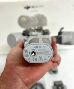 DJI RS 4 Mini Handheld 3-Axis Gimbal Stabilizer - Image 3