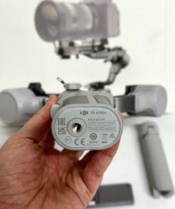 DJI RS 4 Mini Handheld 3-Axis Gimbal Stabilizer - Image 4
