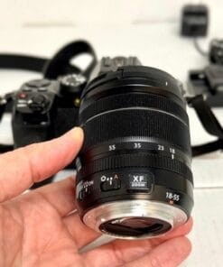 Fujifilm X-S10 Mirrorless Camera + XF 18-55mm f/2.8-4 Lens Excellent - Image 11