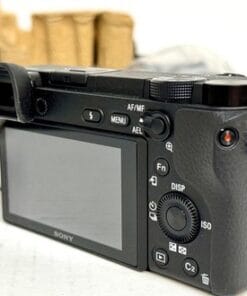 Sony Alpha A6300 24.2MP Digital Camera - Black (Kit with 18-135mm Zoom Lens) - Image 4