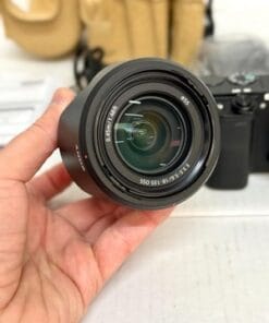 Sony Alpha A6300 24.2MP Digital Camera - Black (Kit with 18-135mm Zoom Lens) - Image 8