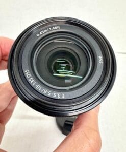 Sony E 18-135mm f/3.5-5.6 OSS SEL18135 APS-C Zoom Lens E-Mount - Image 6