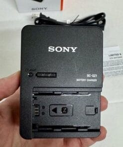 Sony BC-QZ1 Battery Charger for NP-FZ100 Z Series + AC Power Cord (100-240V) - Image 9