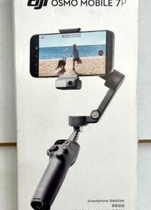 Alternative view of DJI Osmo Mobile 7P Smartphone 3-Axis Gimbal Stabilizer CP.OS.00000401.02