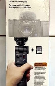 Sony GP-VPT2BT Wireless Bluetooth Shooting Grip Tripod Remote Black. - Image 5