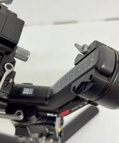 DJI Ronin RS4 3-Axis Gimbal Stabilizer for Mirrorless/DSLR - Image 9