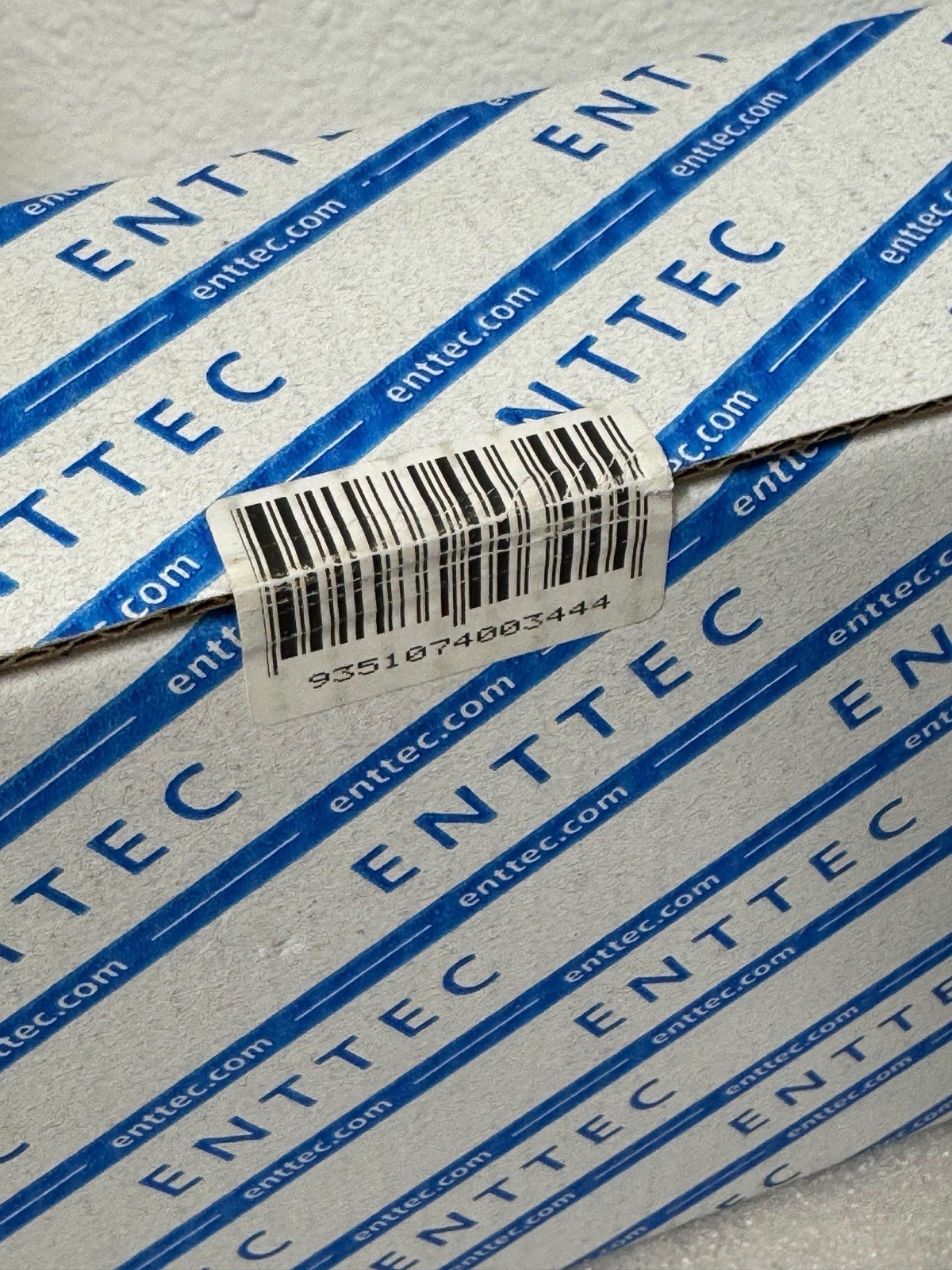 ENTTEC D-SPLIT DMX512 4-Port 3-Pin Opto-Isolated Splitter Repeater - Image 8