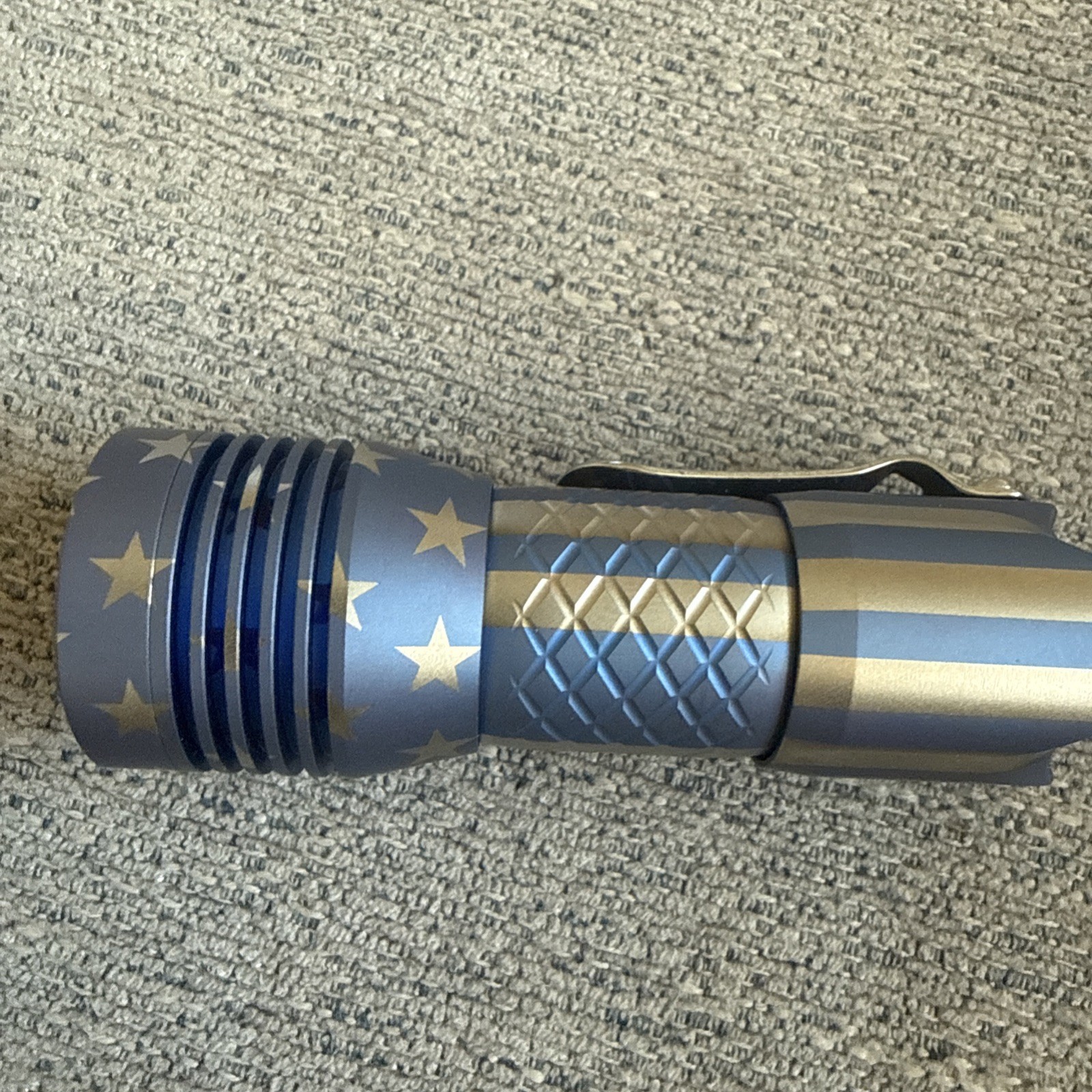 MecArmy PS16 Titanium Pattern 2000LM EDC Flashlight + 16340 650mAh Battery - Image 4